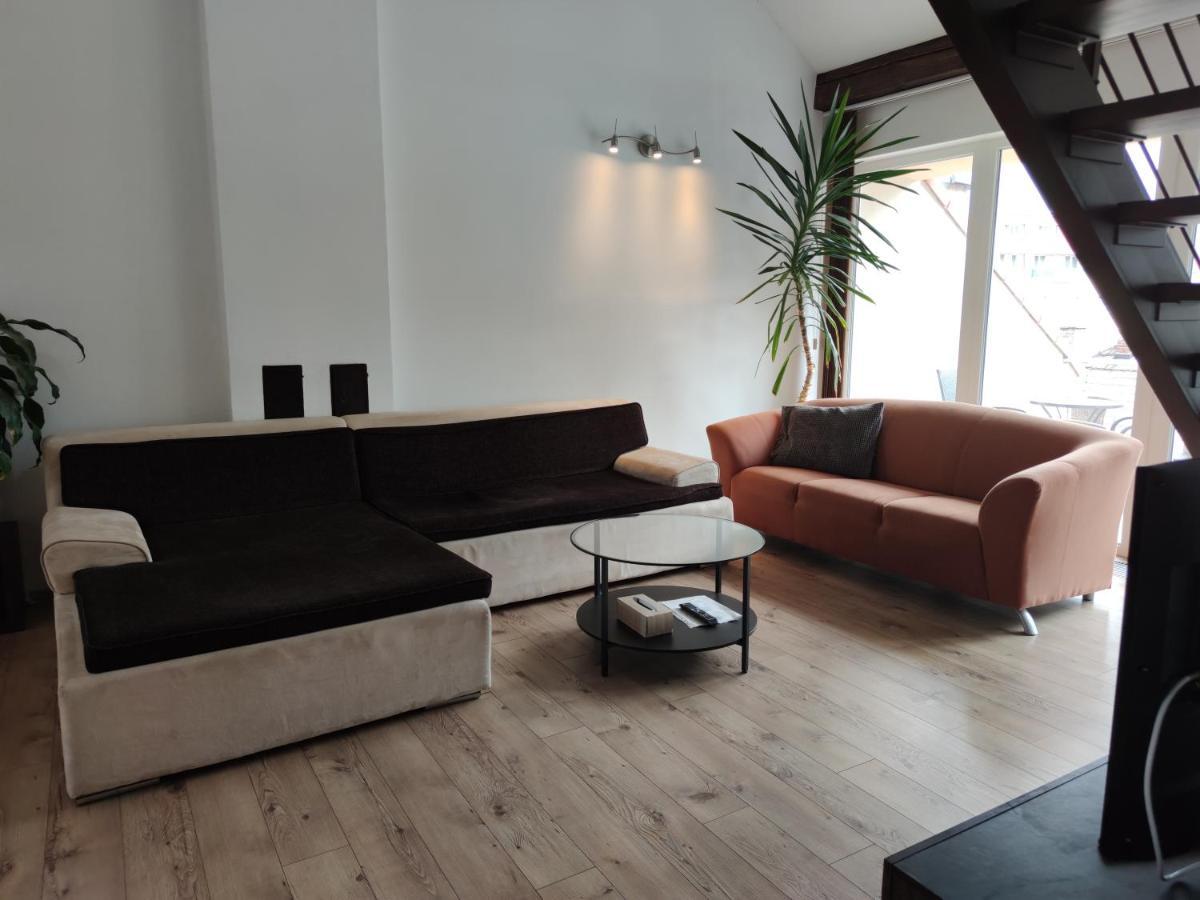 Attic Parkview Apartment Piest'any Exteriör bild